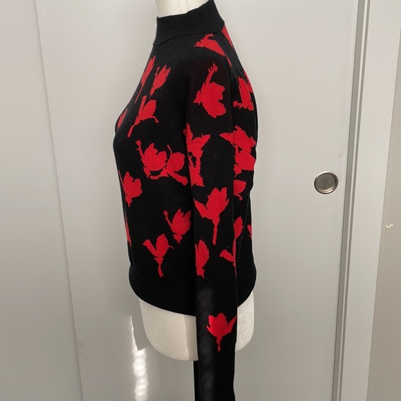 Hugo Boss sweater - Picture 6 of 11